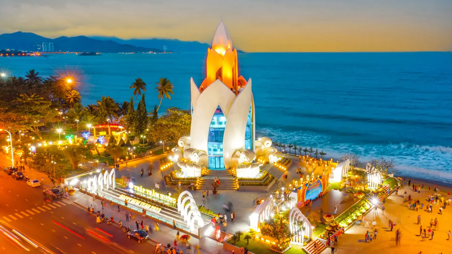 Nha Trang – Nha Phu bay 4 day 3 nights tour