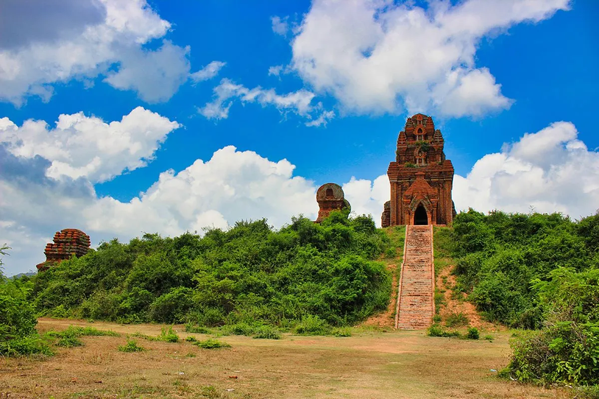 Tour Nha Trang – Phú Yên 4 ngày 3 đêm